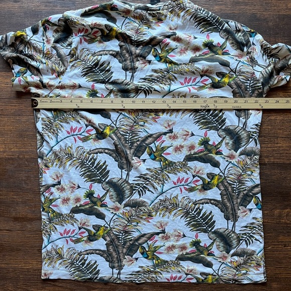 Men's H&M T-Shirt Multicolor All-Over L Tropical Animal Print Art Street City - Picture 8 of 12
